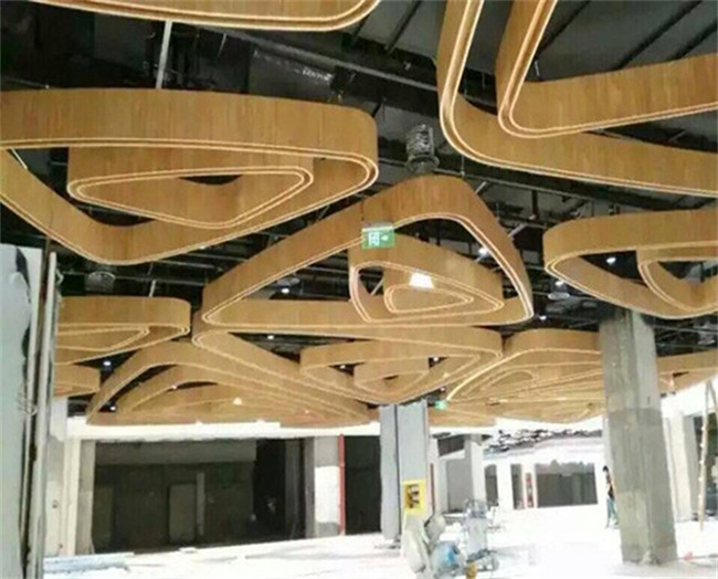 弧形铝方通 吊顶铝方通  凹槽铝方通