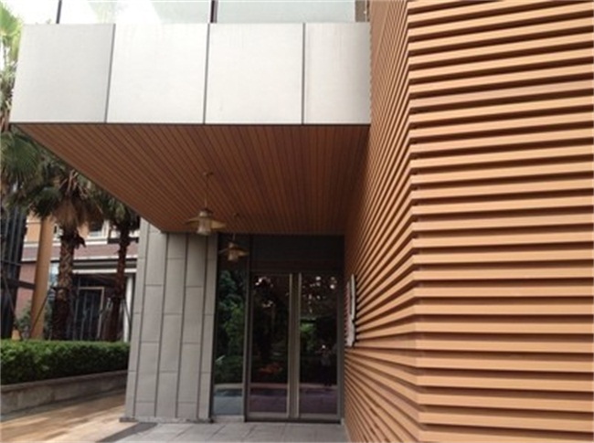 鋁方通廠家_鋁方通價格_木紋鋁方通廠家