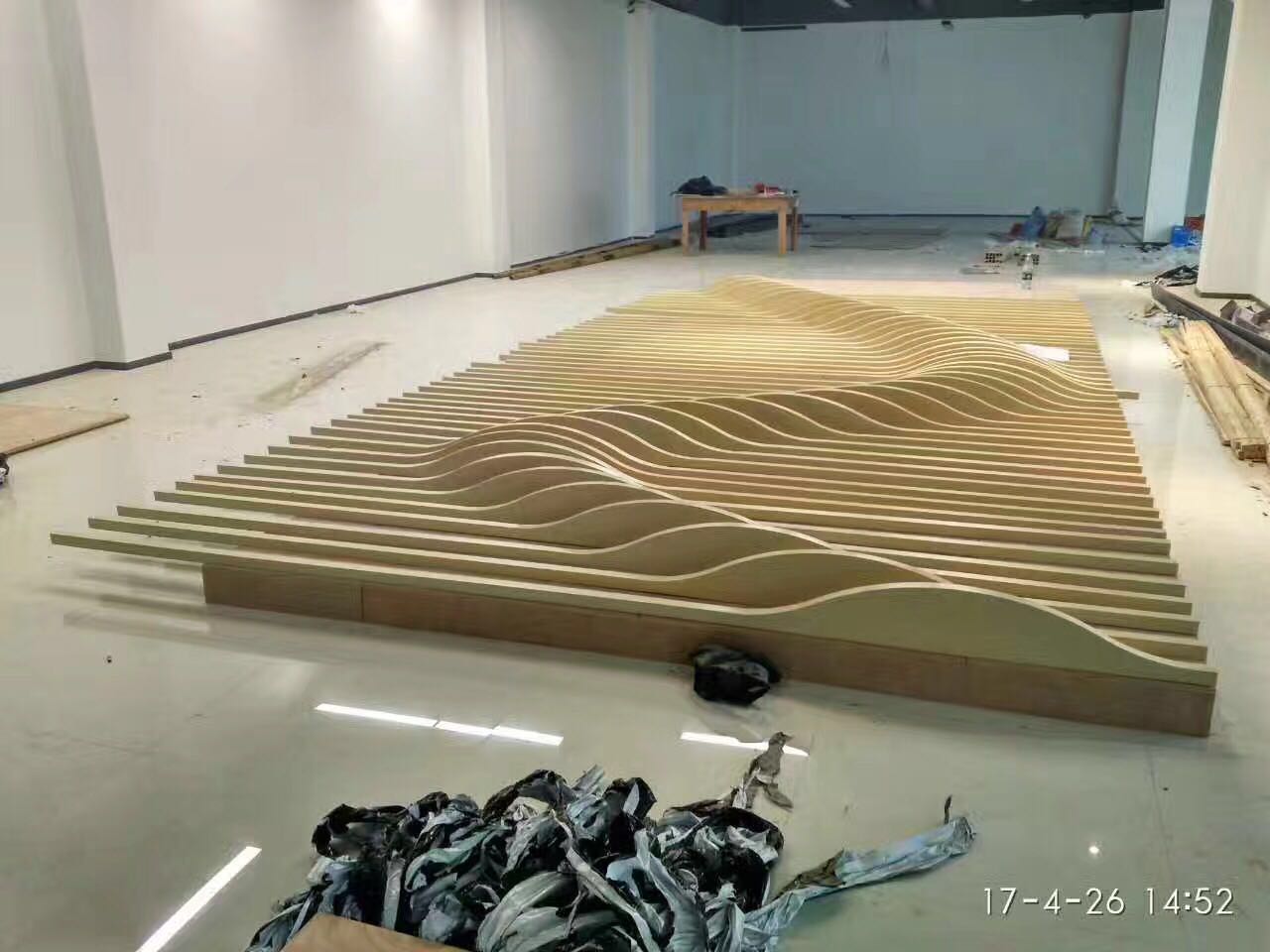 异形吊顶_弧形铝方通_造型吊顶