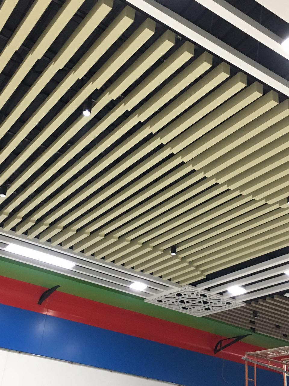 造型铝方通 弧形铝方通 铝方通价格