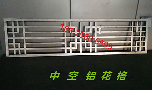 古庙风窗铝窗花-仿木纹铝花格-中空铝窗花