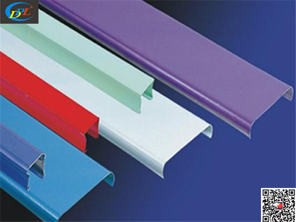 C型铝条扣条形板产品生产厂家批发出售