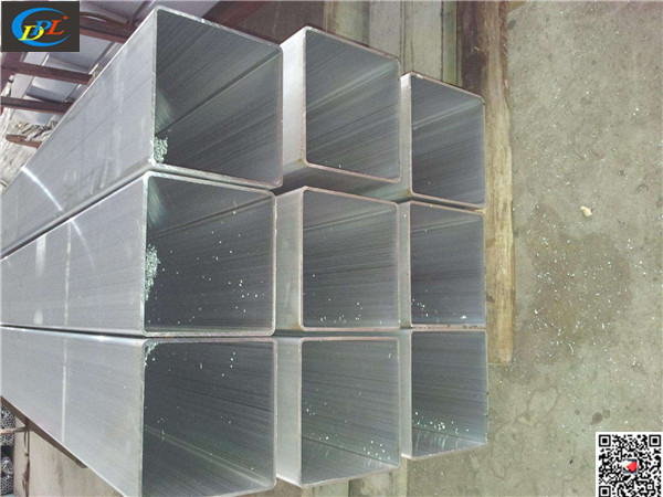 100300木纹铝方管 氟碳铝方管 喷涂铝方管
