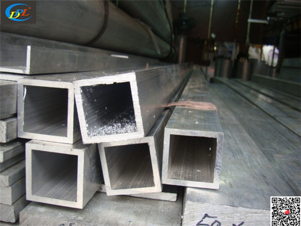 100300木紋鋁方管 氟碳鋁方管 噴塗鋁方管