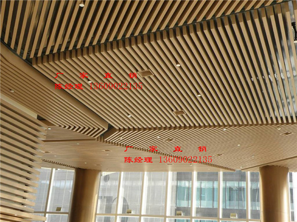 鋁方通規格厚度木紋鋁方通吊頂專業定制