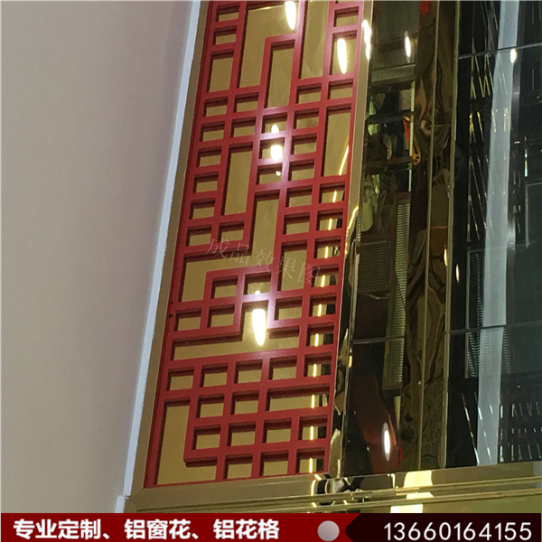 绐楄姳320.jpg