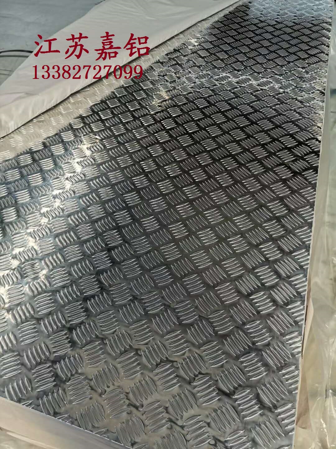 閾濇澘鑺辩汗.jpg