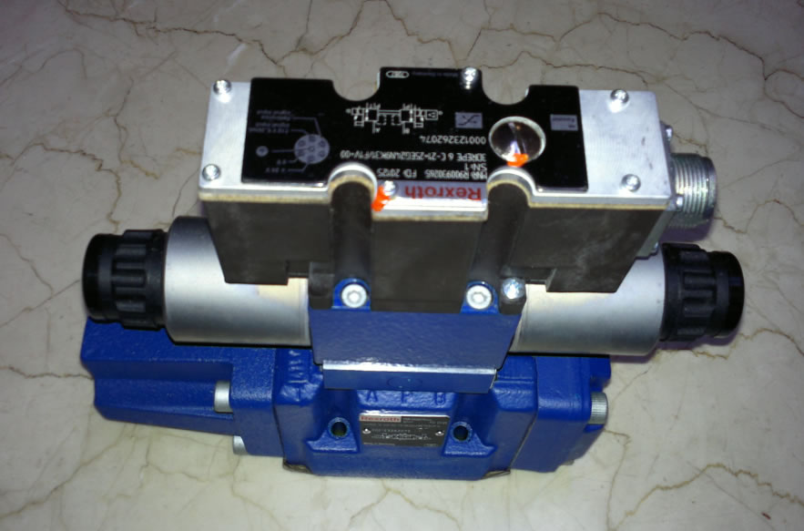 4WRZE10W6-50-7X-6EG24N9ETK31-F1V.jpg