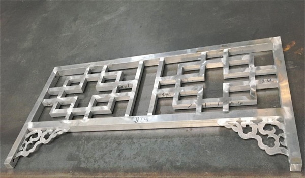 走廊铝挂落-中式铝挂落-质量对比