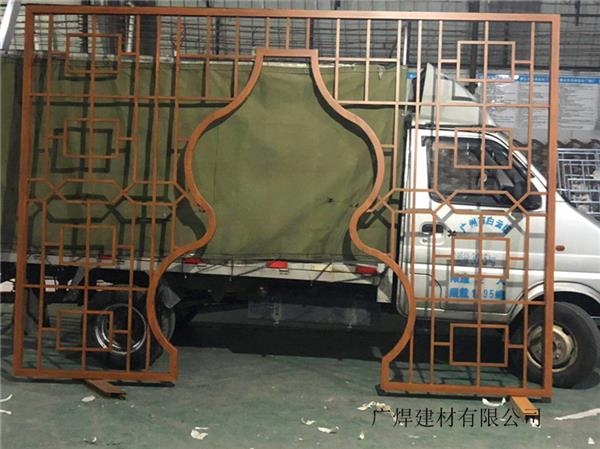 贵州毕节黔西仿古木纹铝挂落厂家木纹铝窗花供应厂家