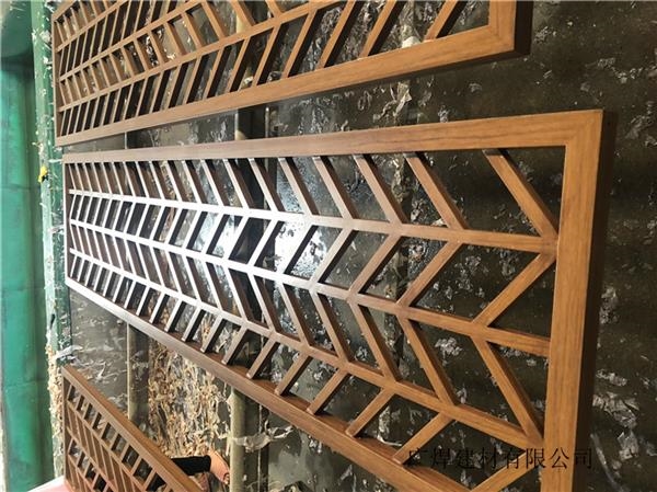 河北沧州盐山中式铝窗花木纹铝花格复古型材定制铝花格吊顶图