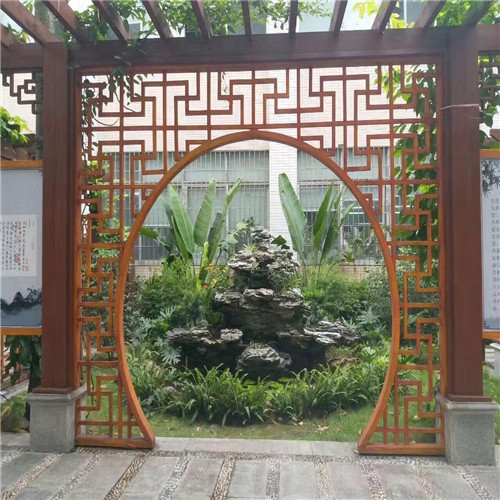 别墅楼盘仿木纹铝花格窗按需定做