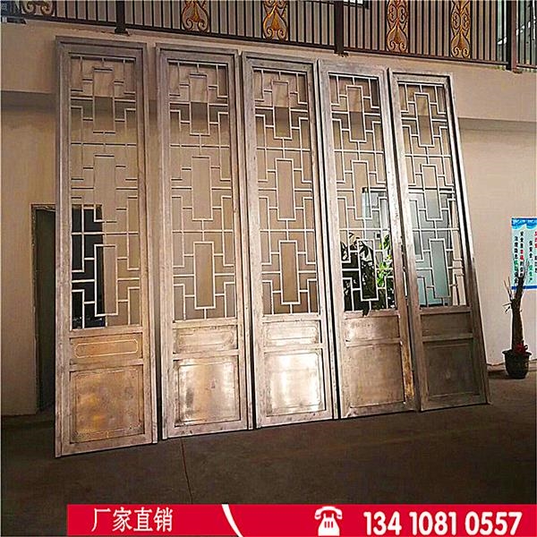 青海海西家装建材防盗网铝窗花木纹铝窗花的特点