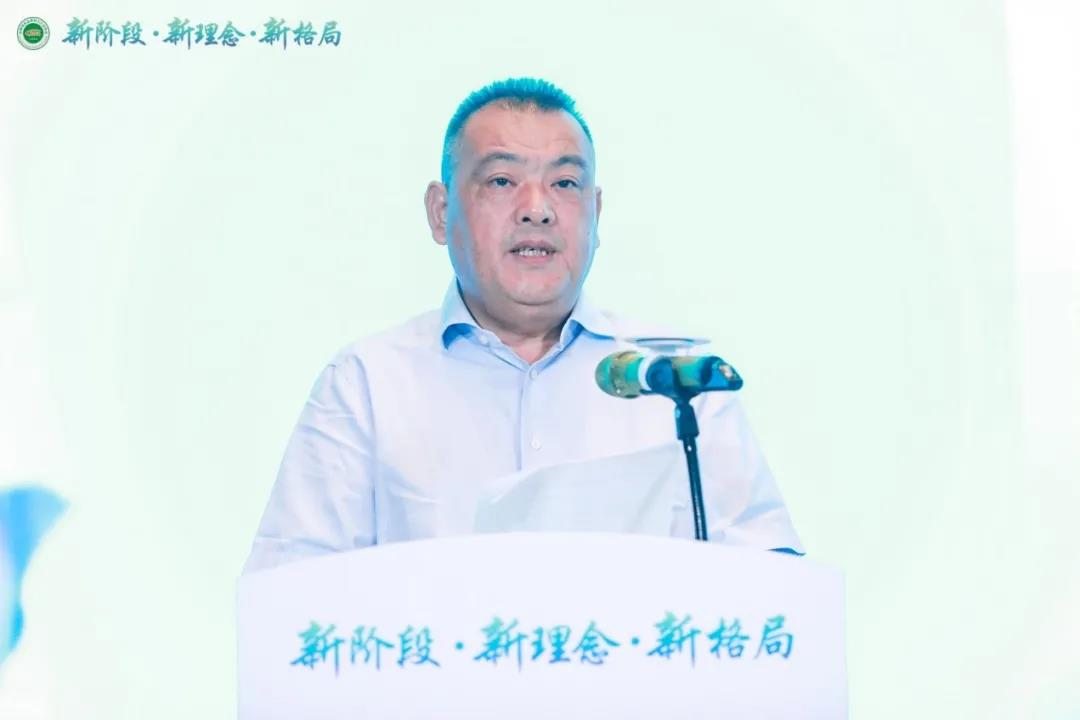 万邦德老总_詹姆斯·邦德