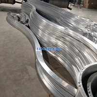 3003铝型材凹槽弯管变形